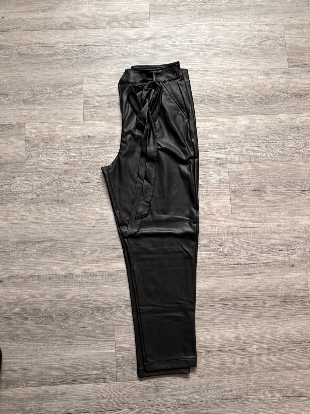 Reitmans Tall Black Faux-Leather Tie-Waist Trousers